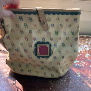 EUC Dooney and Bourke yellow bag w chain detail